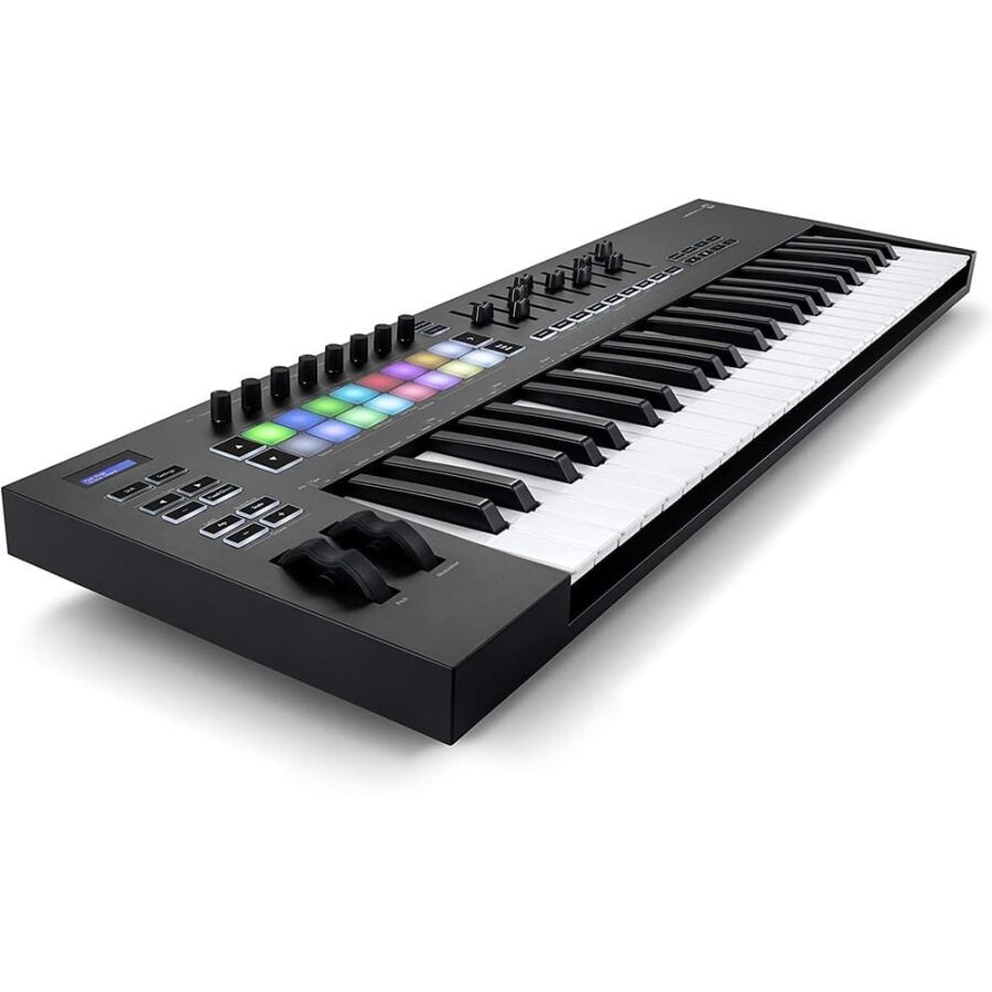 Launchkey 49 MK3 Midi Klavye - 2